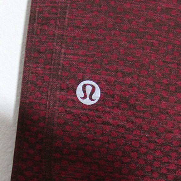 Lululemon Ready To Run Tight Leggings *Evanescent 26" Star Ruby / Black Satin 4 - Picture 8 of 10